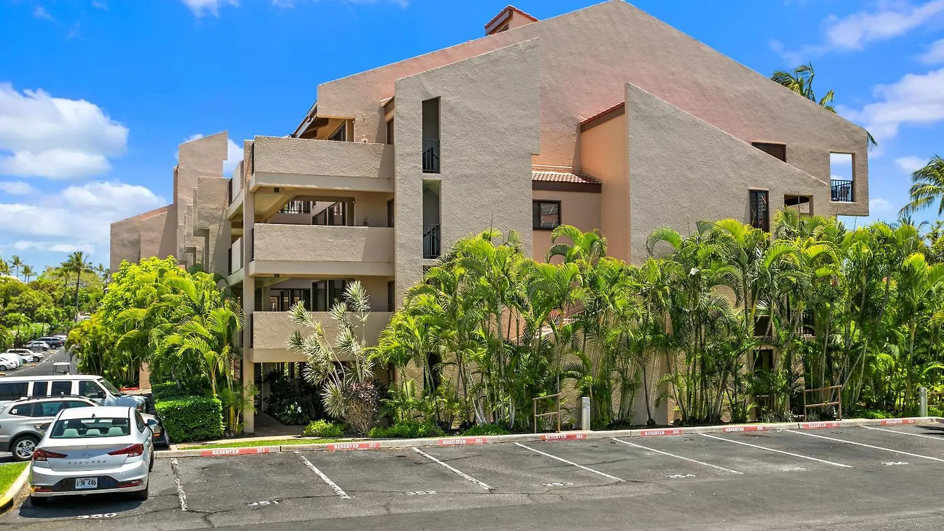 Escape To Paradise At Kamaole Sands 4-411 - Your Modern South Maui Dream Awaits! Wailea